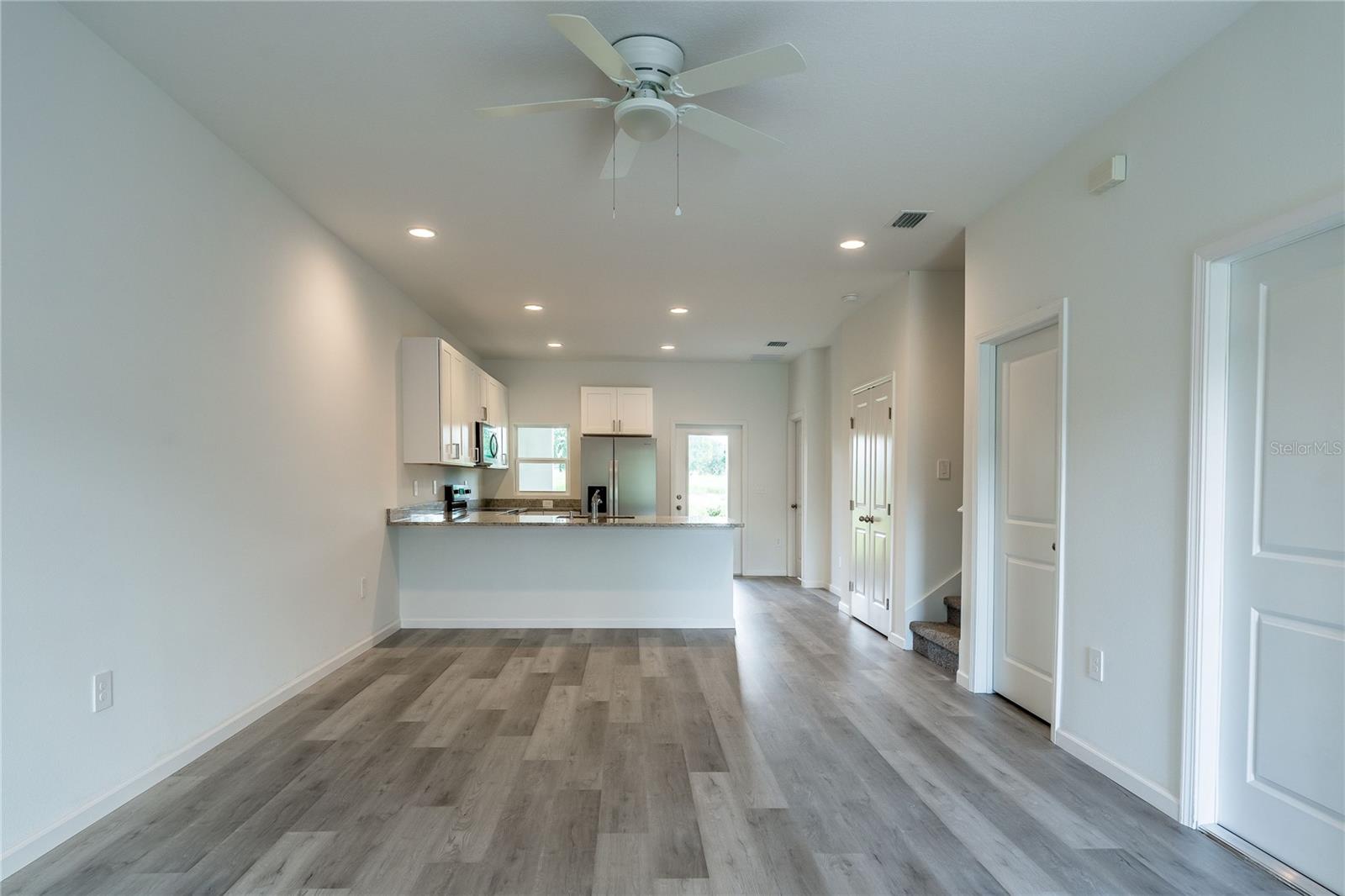 110 E 18TH STREET, Apopka, FL 32703