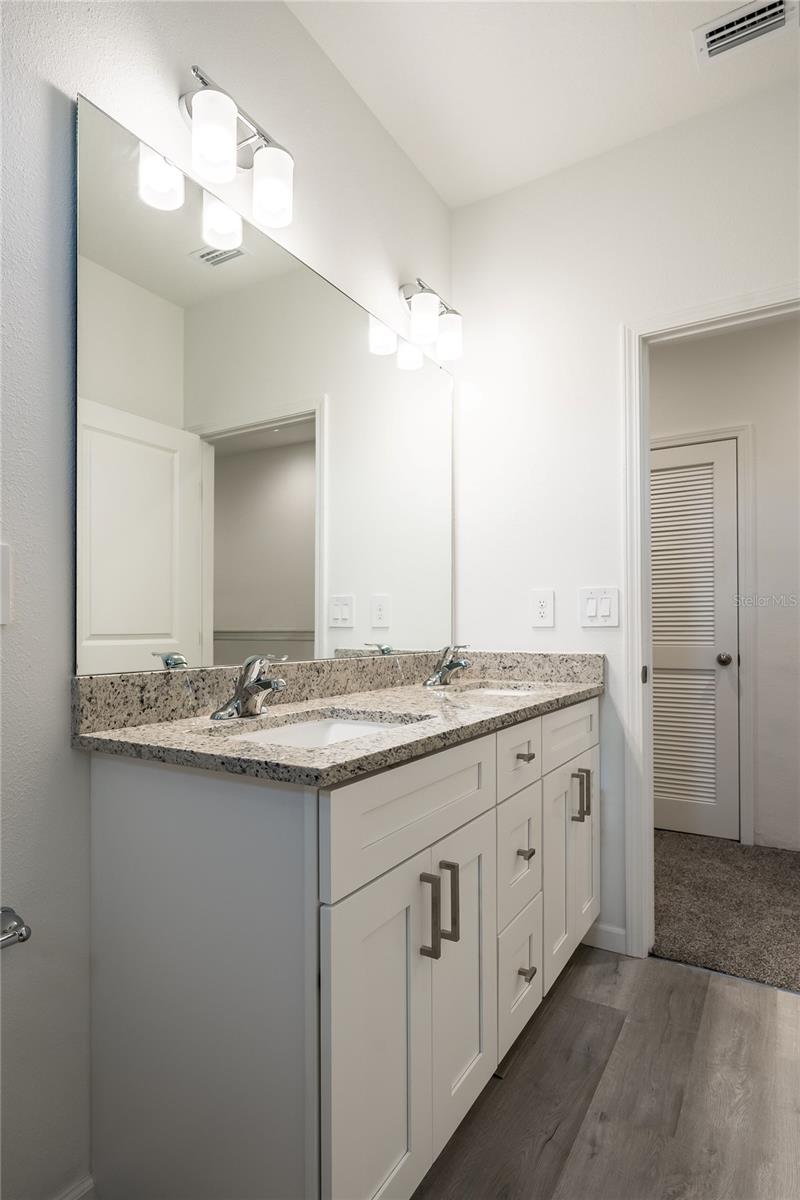 110 E 18TH STREET, Apopka, FL 32703