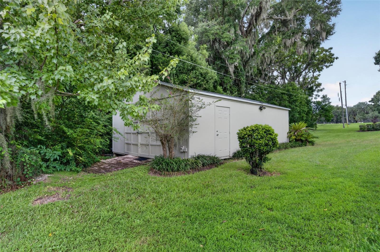 537 WOODLAWN CEMETERY ROAD, Gotha, FL 34734