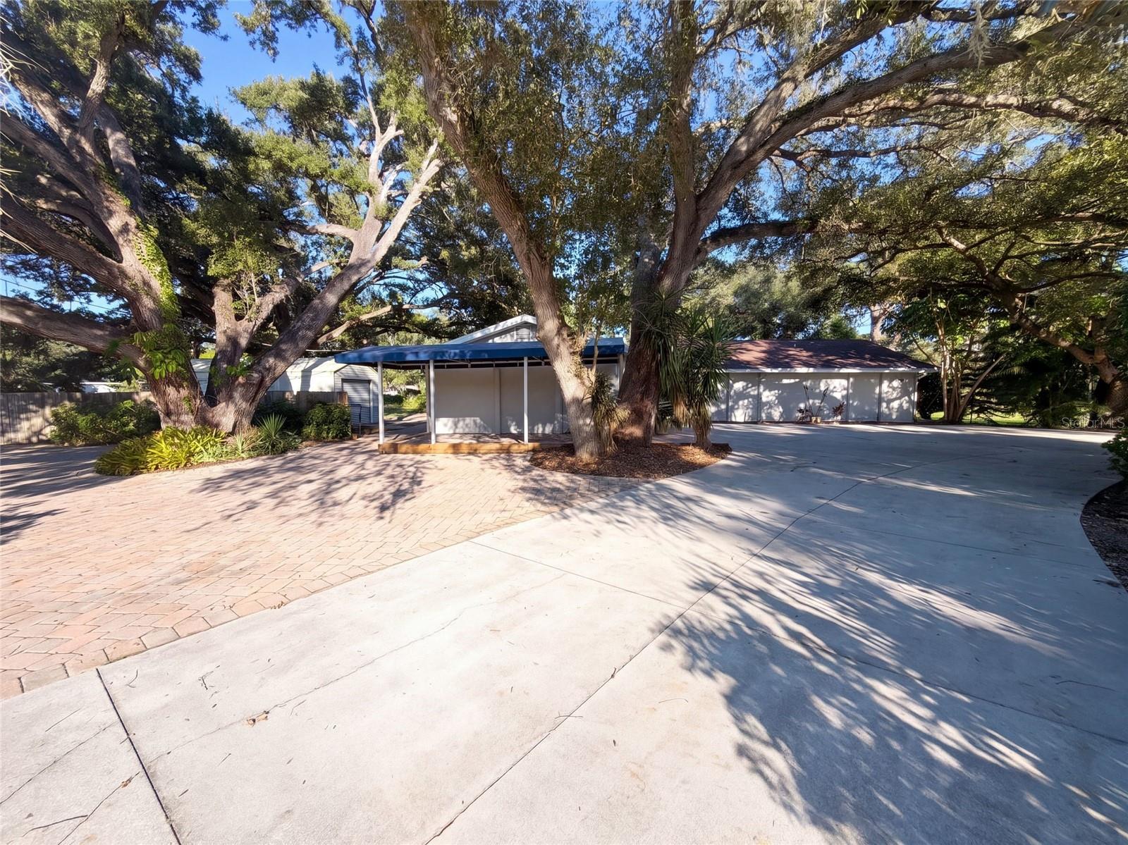 3705 MALEC CIRCLE, Sarasota, FL 34233
