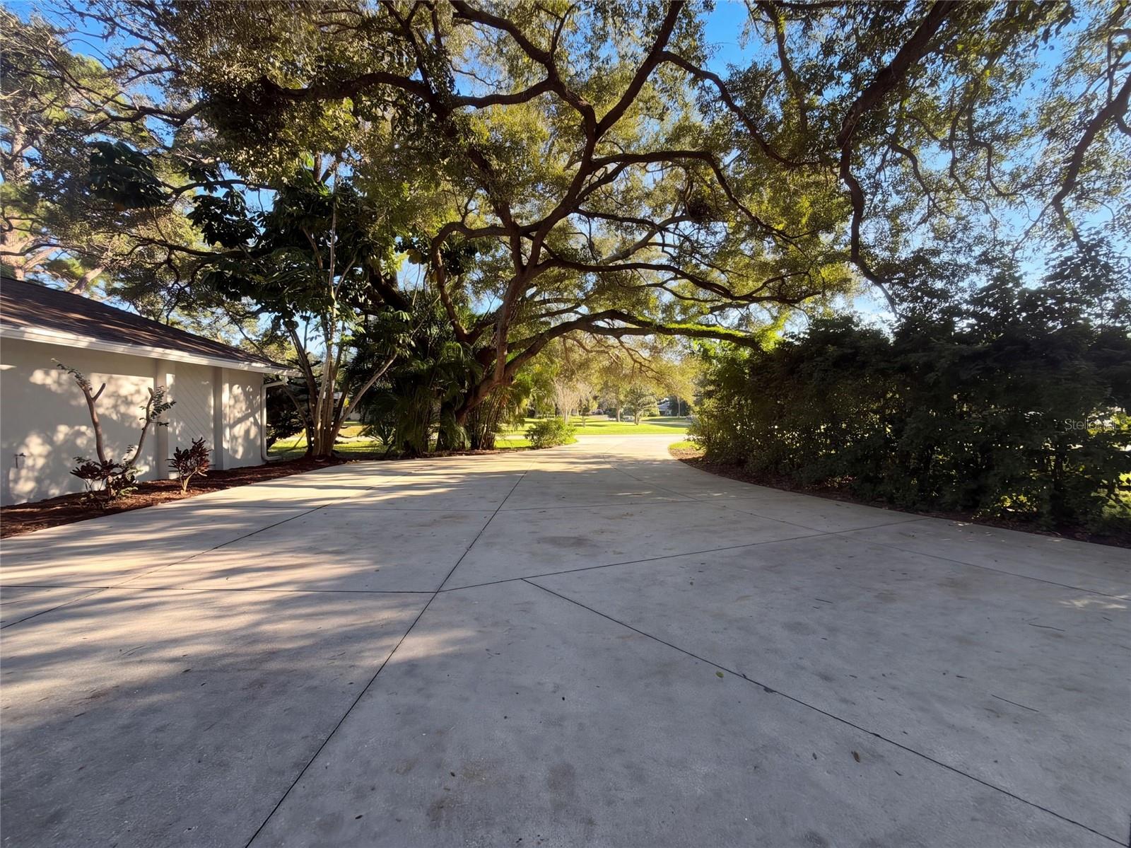 3705 MALEC CIRCLE, Sarasota, FL 34233