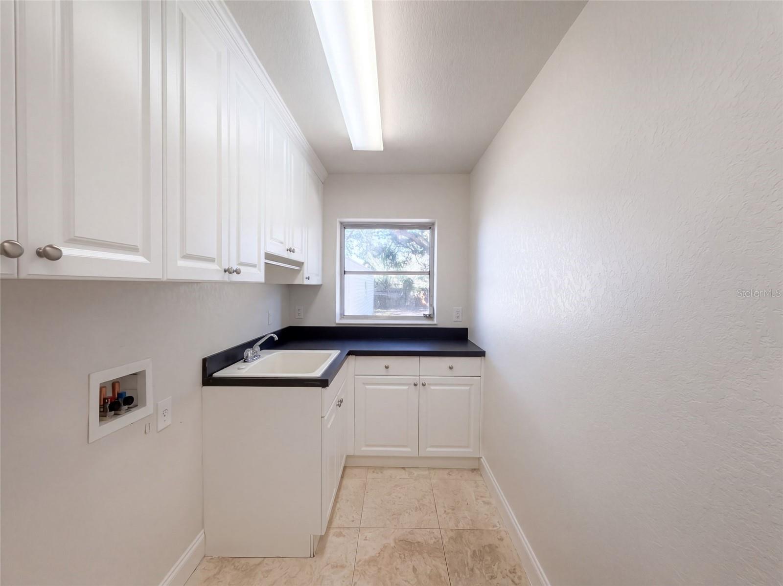 3705 MALEC CIRCLE, Sarasota, FL 34233