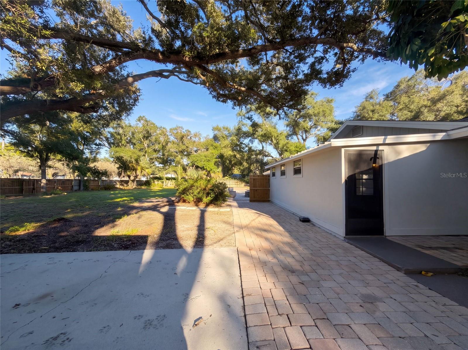 3705 MALEC CIRCLE, Sarasota, FL 34233