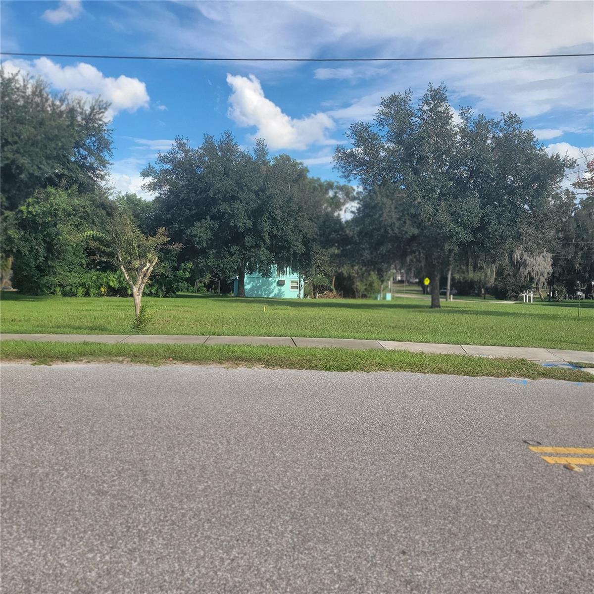 Zellwood, FL 32798