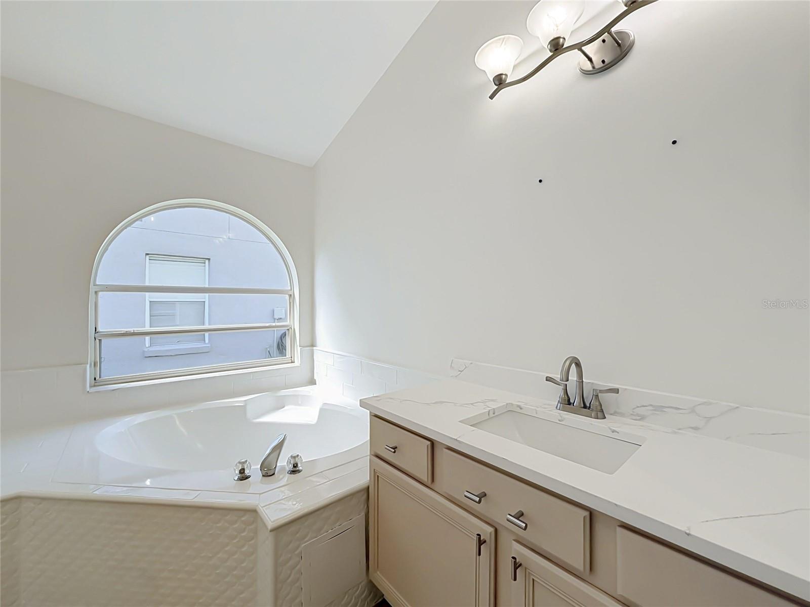 609 SEASCAPE AVENUE, Orlando, FL 32828