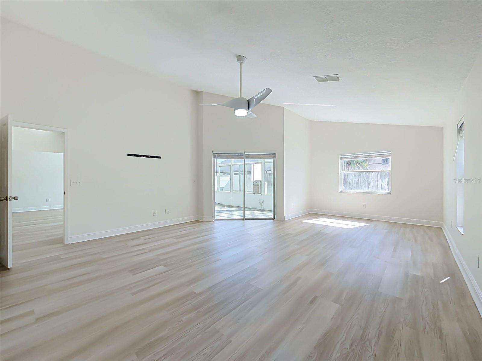 609 SEASCAPE AVENUE, Orlando, FL 32828