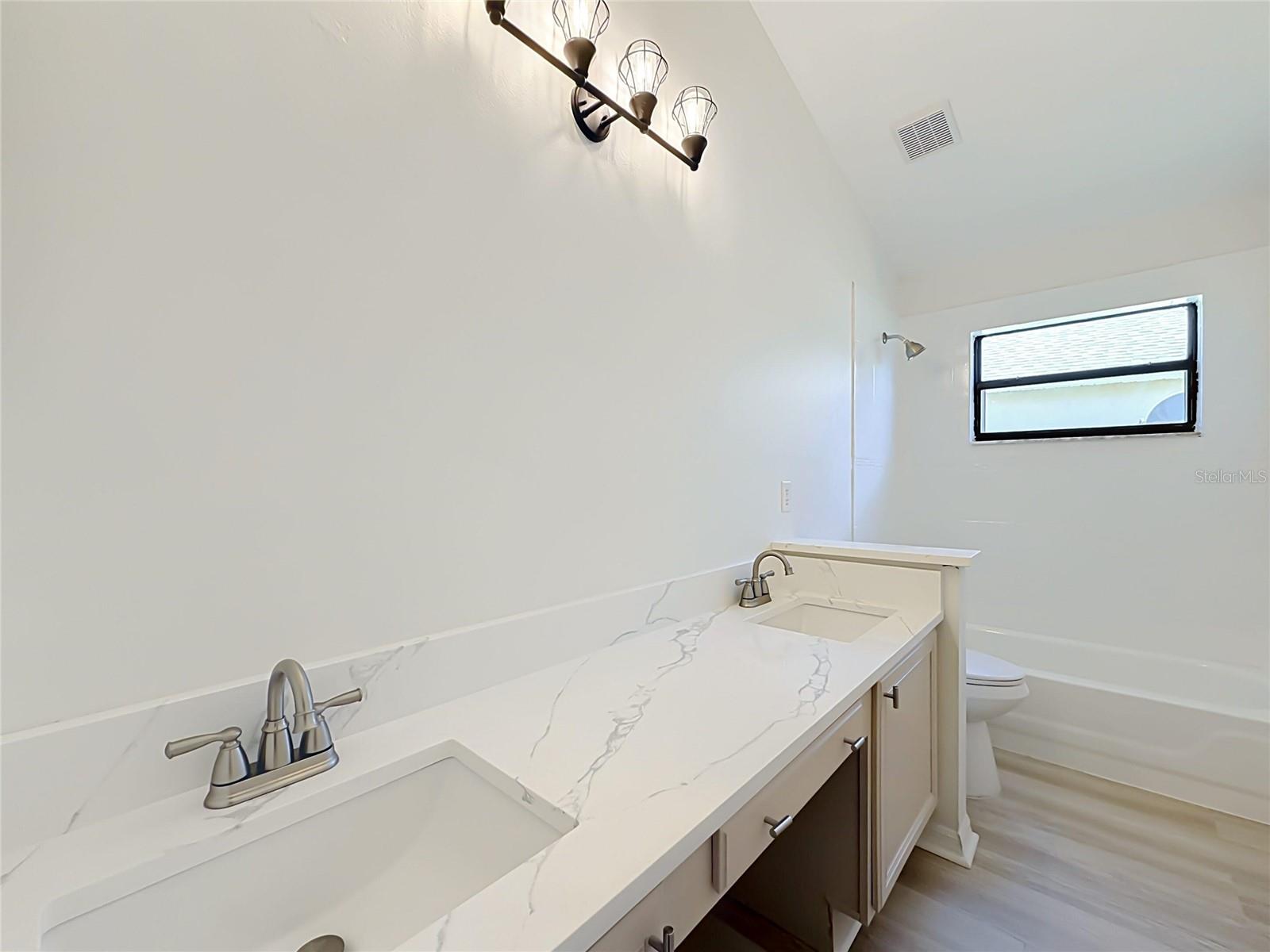 609 SEASCAPE AVENUE, Orlando, FL 32828