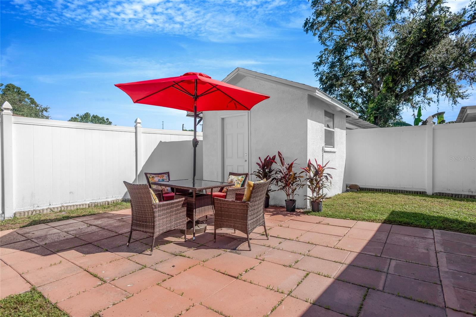3017 W HEITER STREET, Tampa, FL 33607