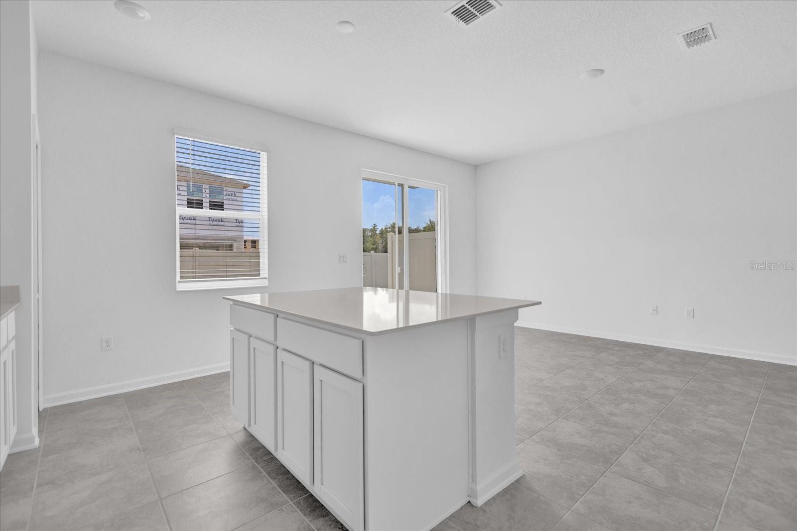 2474 SKYLINE LOOP, Kissimmee, FL 34758