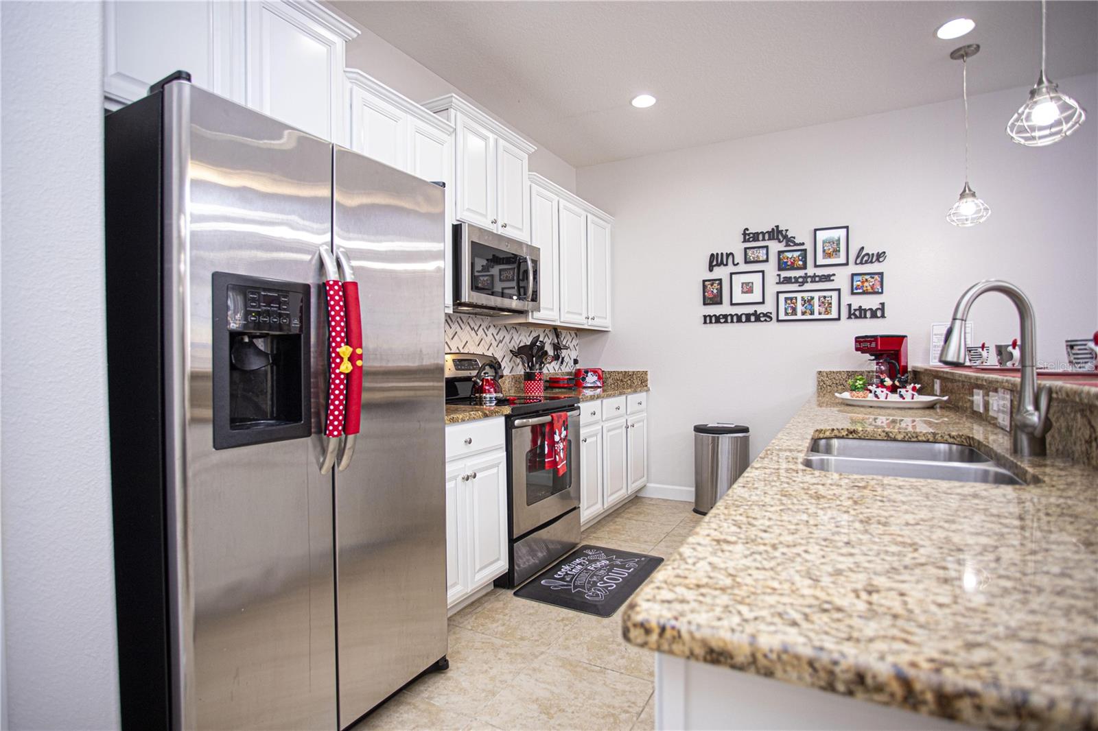 8939 CANDY PALM ROAD, Kissimmee, FL 34747