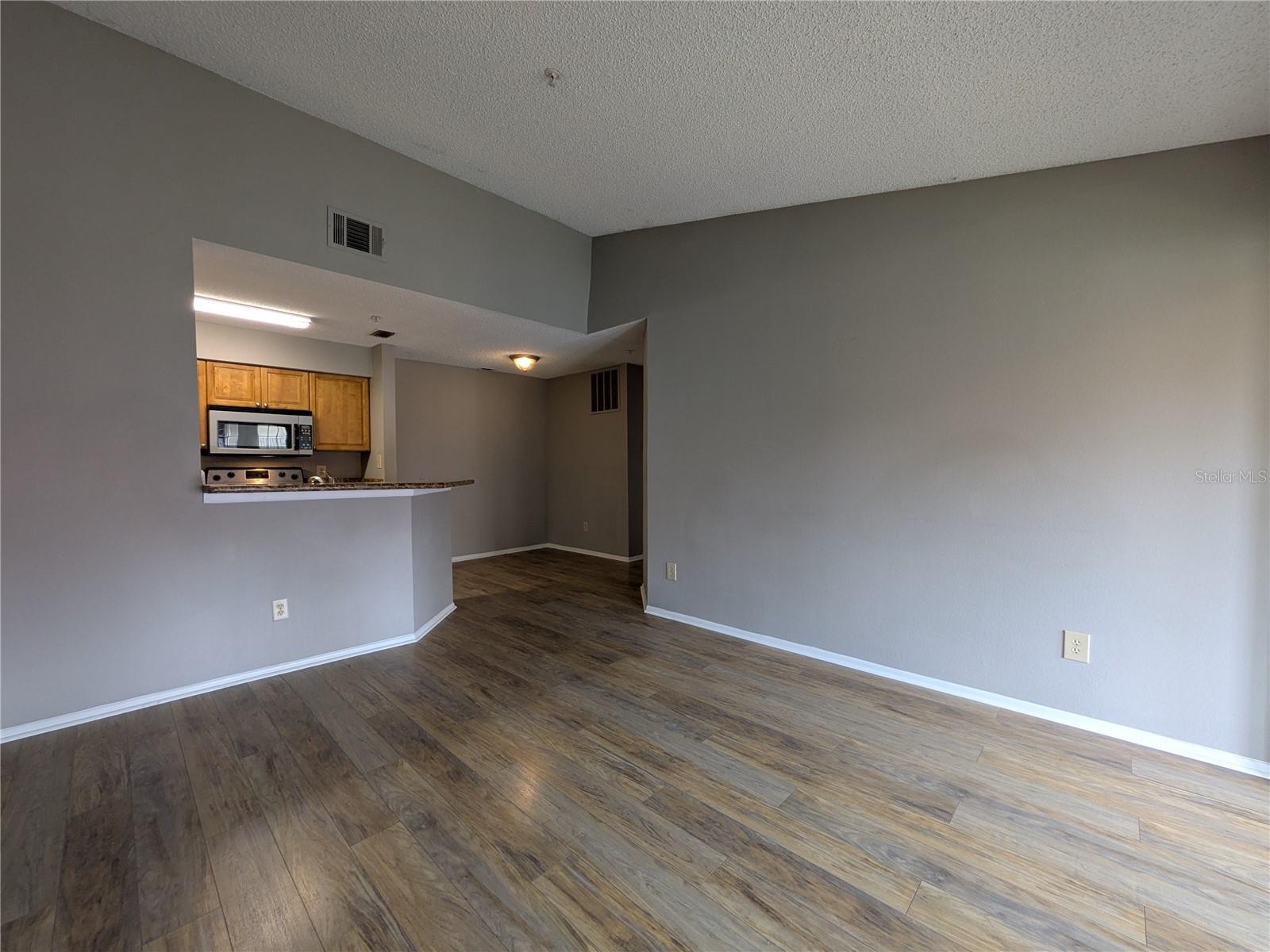 249 AFTON SQUARE, #212, Altamonte Springs, FL 32714