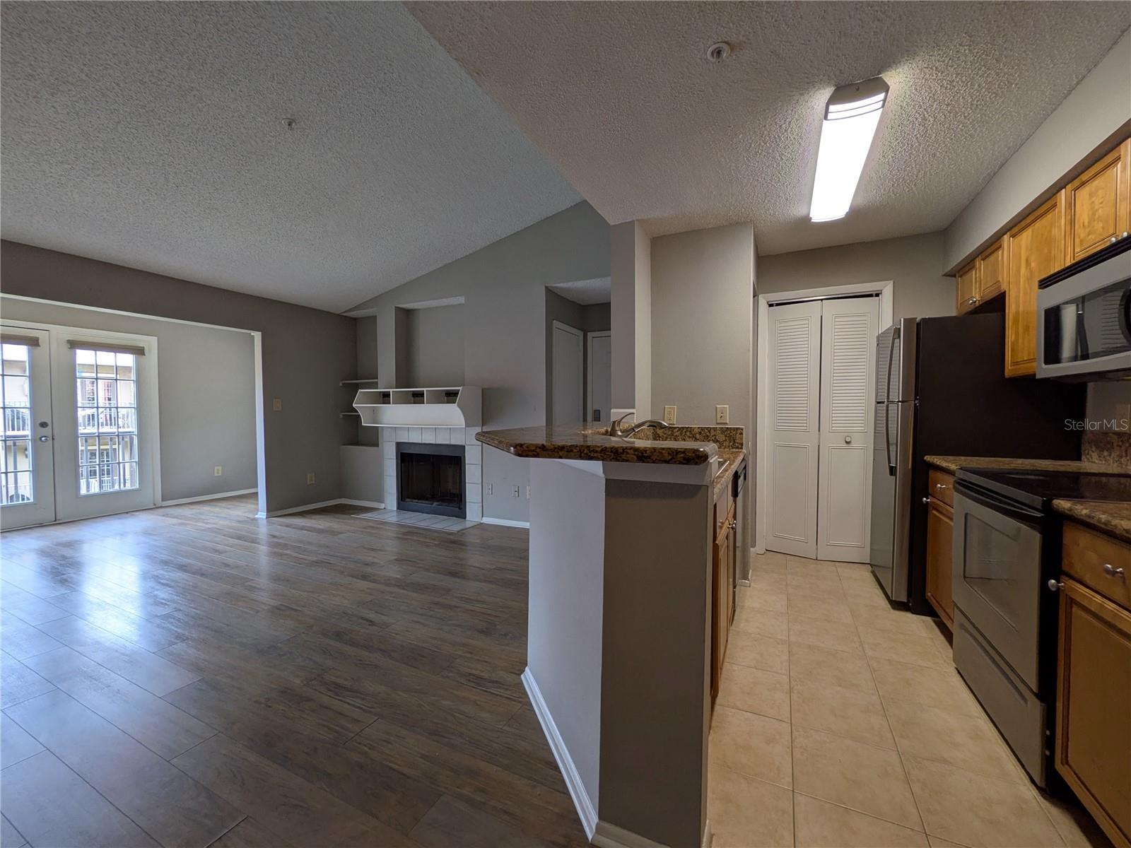 249 AFTON SQUARE, #212, Altamonte Springs, FL 32714