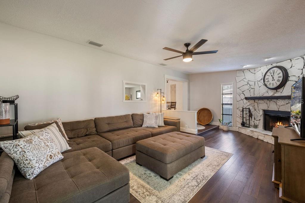 1970 W LAKE BRANTLEY ROAD, Longwood, FL 32779