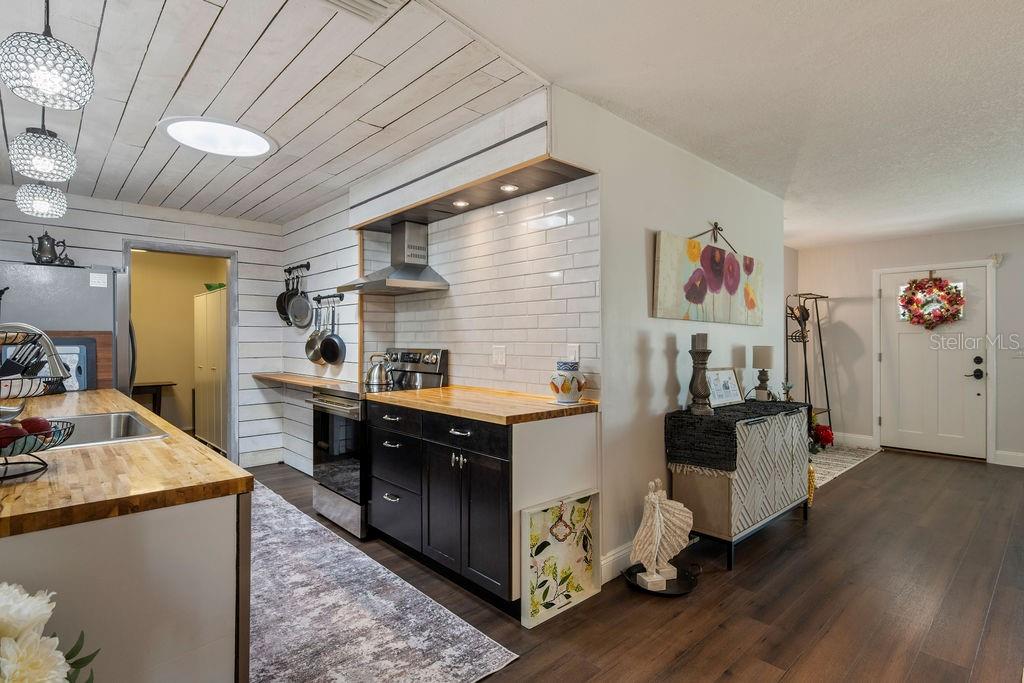 1970 W LAKE BRANTLEY ROAD, Longwood, FL 32779