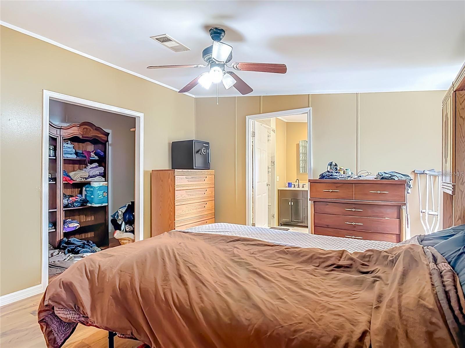 45750 PINE STREET, Paisley, FL 32767