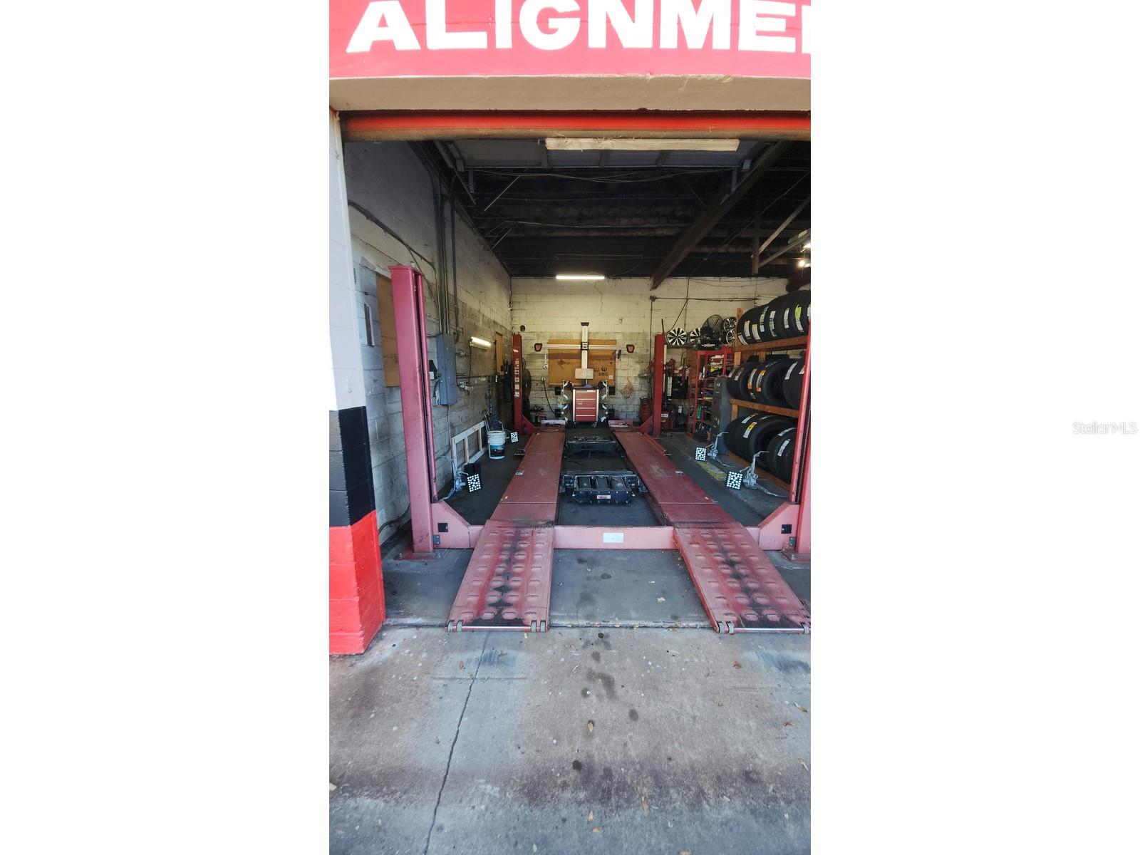 3515 N US HIGHWAY 17, Deland, FL 32720