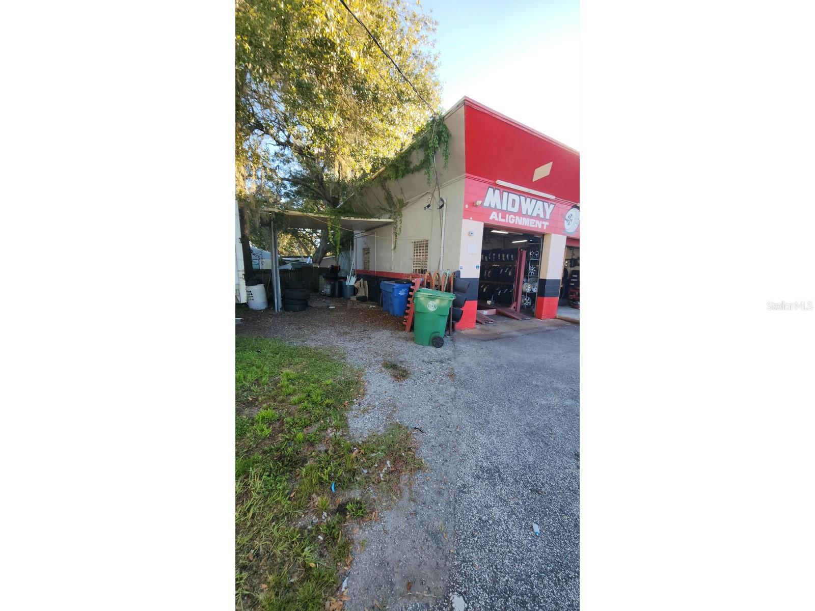 3515 N US HIGHWAY 17, Deland, FL 32720