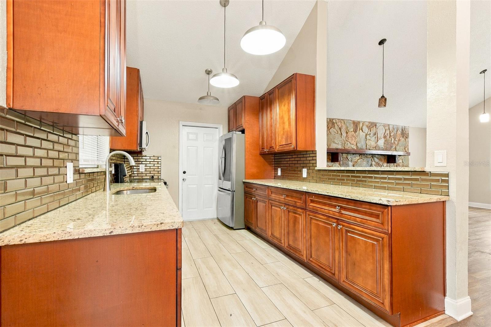 1582 DARLINGTON AVENUE, Deltona, FL 32725 1582 DARLINGTON AVENUE, Deltona, FL 32725
