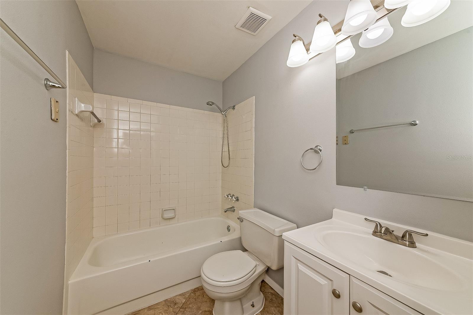 610 49TH STREET E, Bradenton, FL 34208