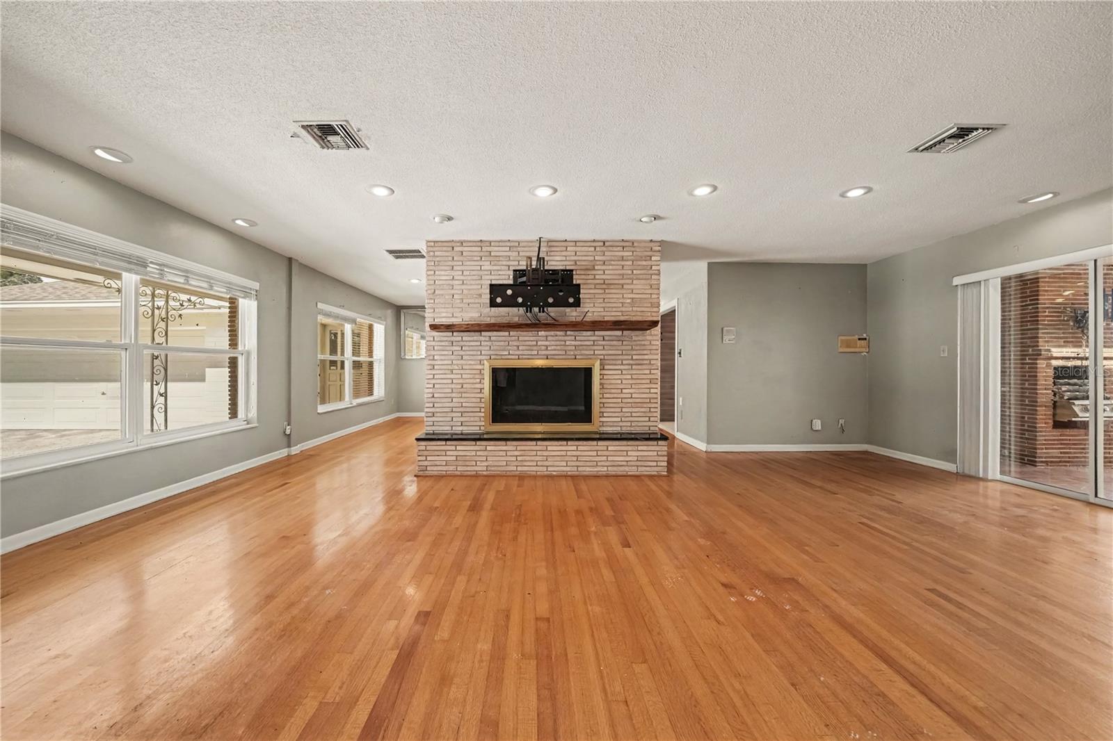 6401 GIBSON DRIVE, Belle Isle, FL 32809