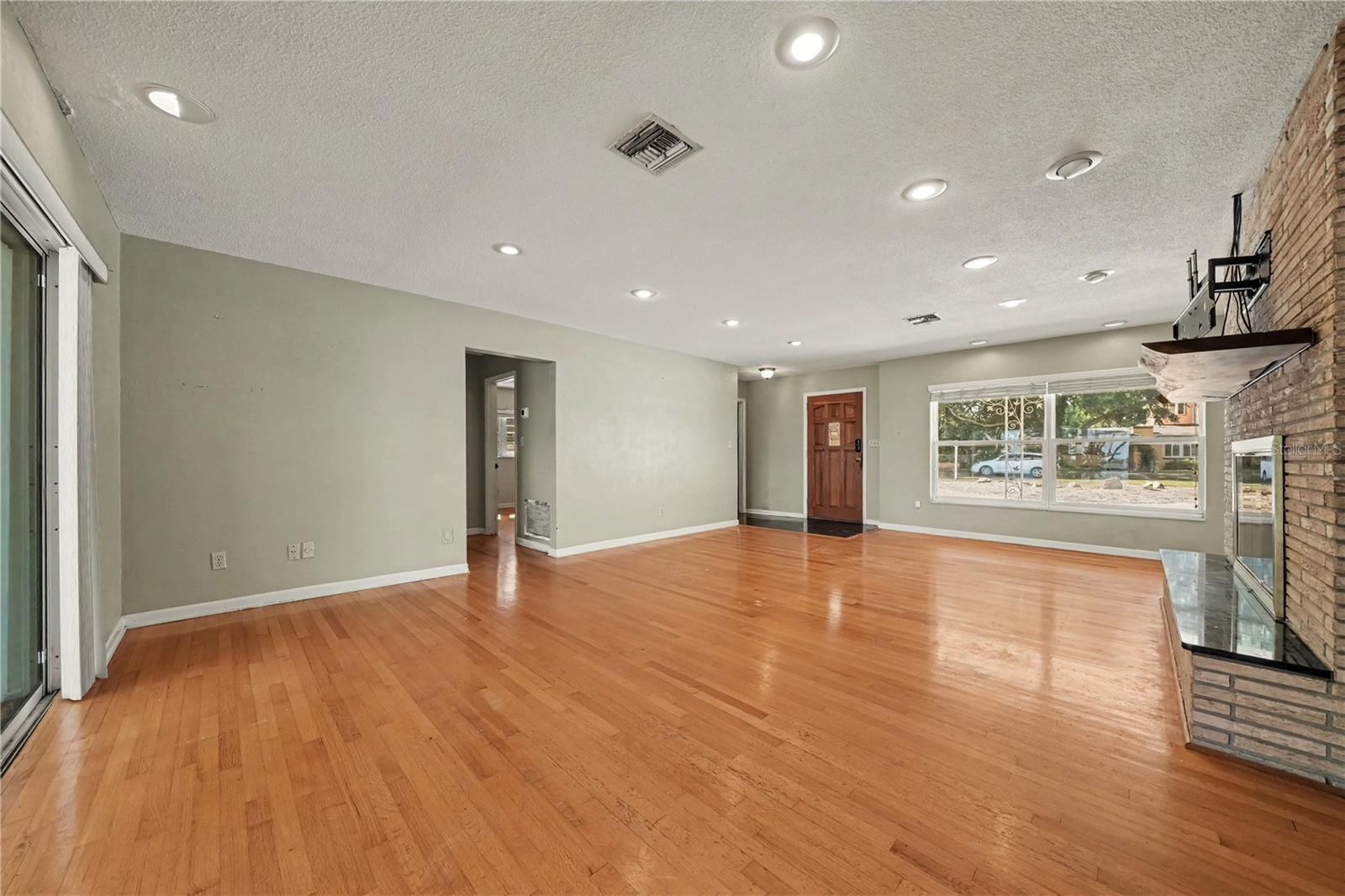6401 GIBSON DRIVE, Belle Isle, FL 32809
