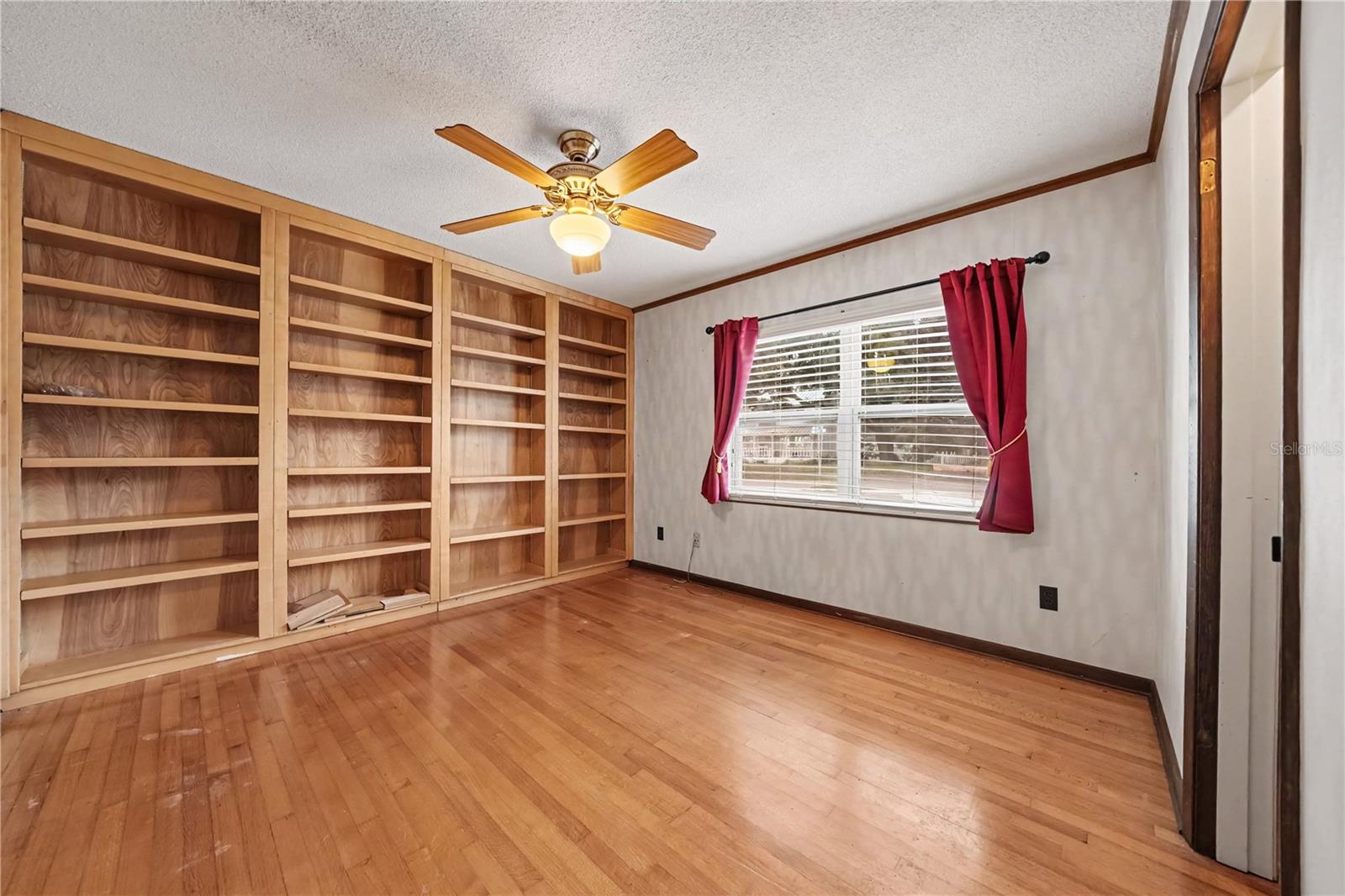 6401 GIBSON DRIVE, Belle Isle, FL 32809