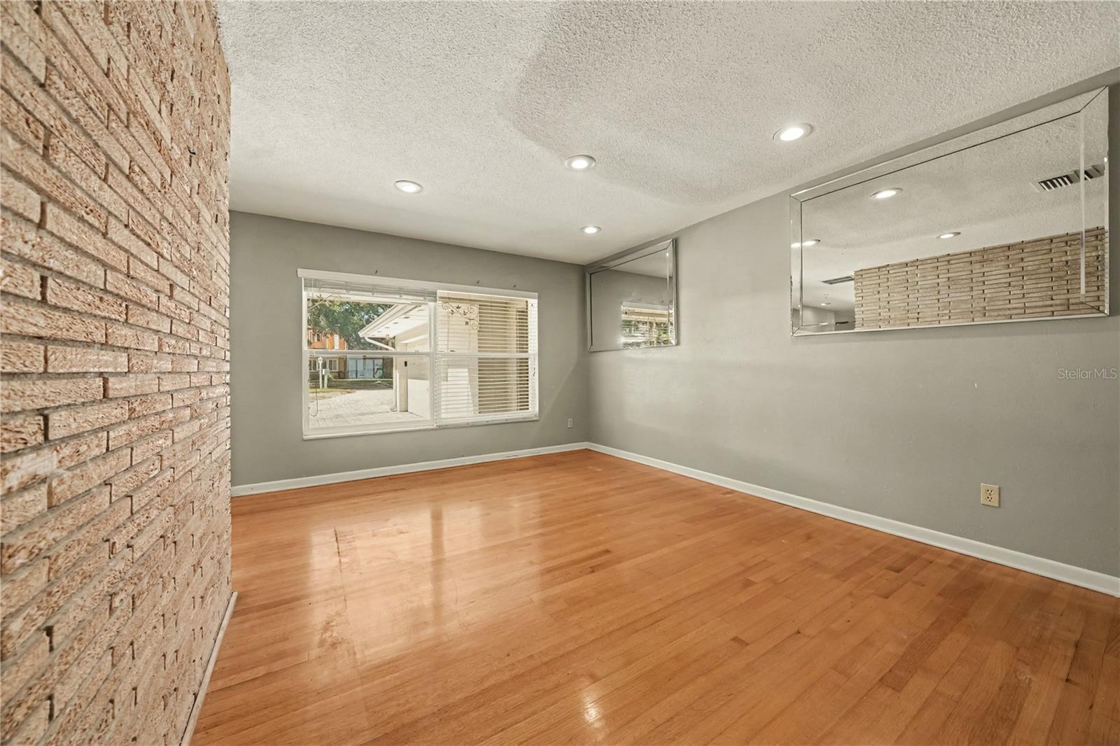 6401 GIBSON DRIVE, Belle Isle, FL 32809