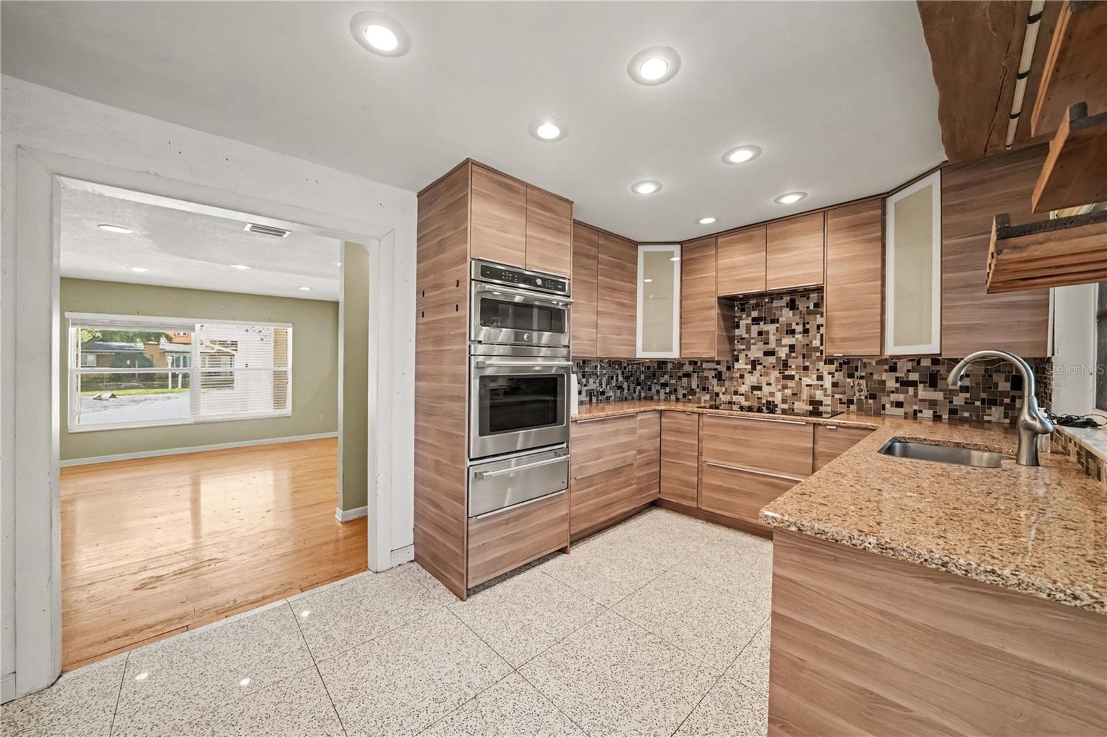 6401 GIBSON DRIVE, Belle Isle, FL 32809