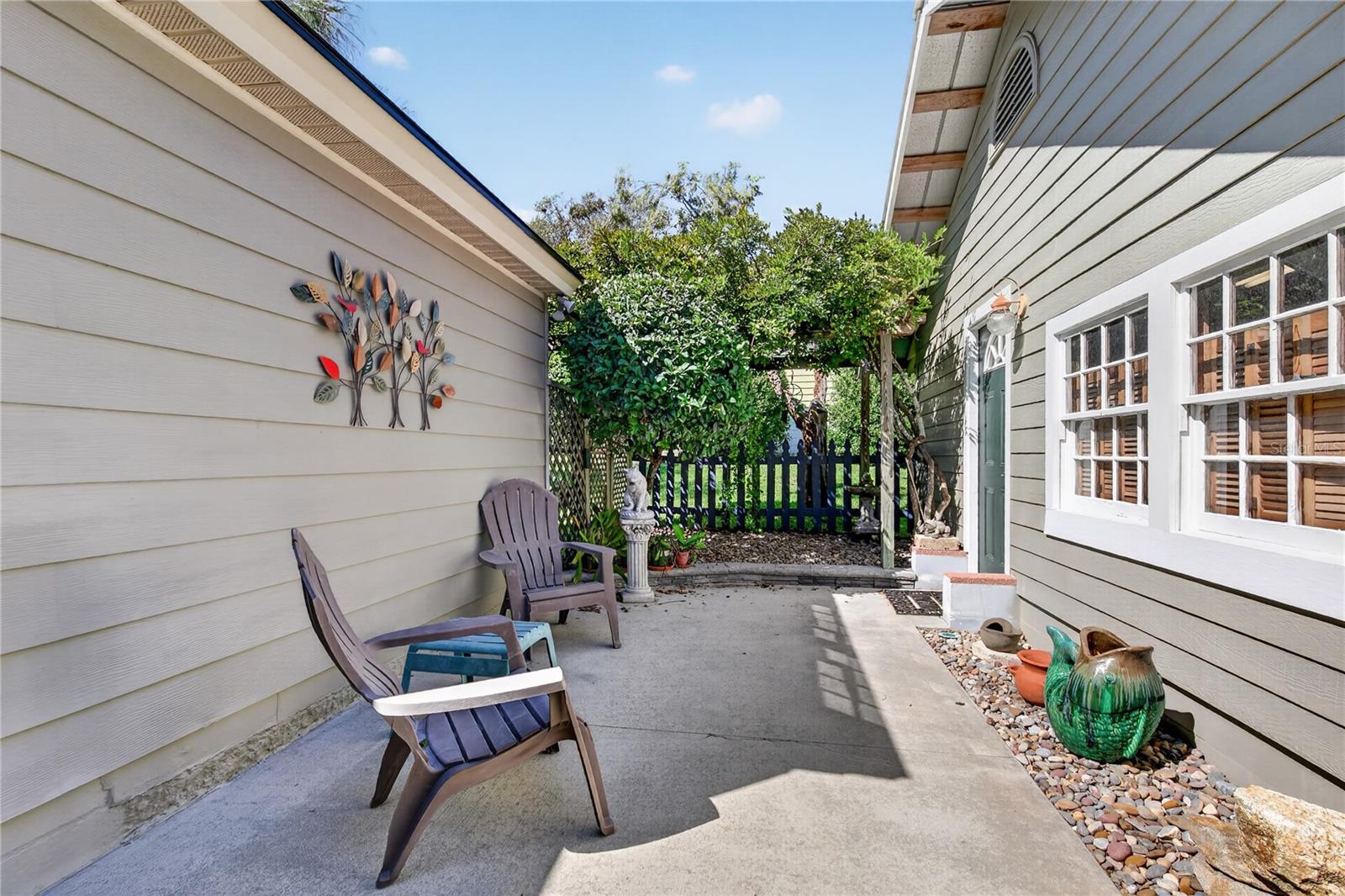 555 AMBASSADOR AVENUE, Eustis, FL 32726