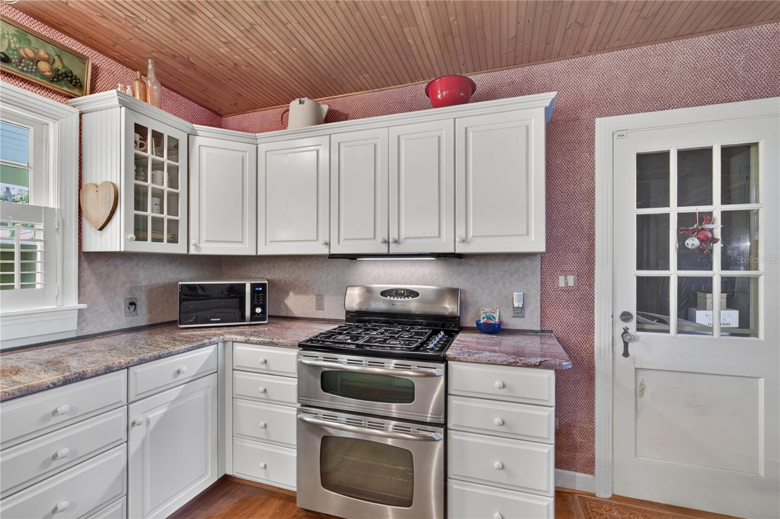 555 AMBASSADOR AVENUE, Eustis, FL 32726