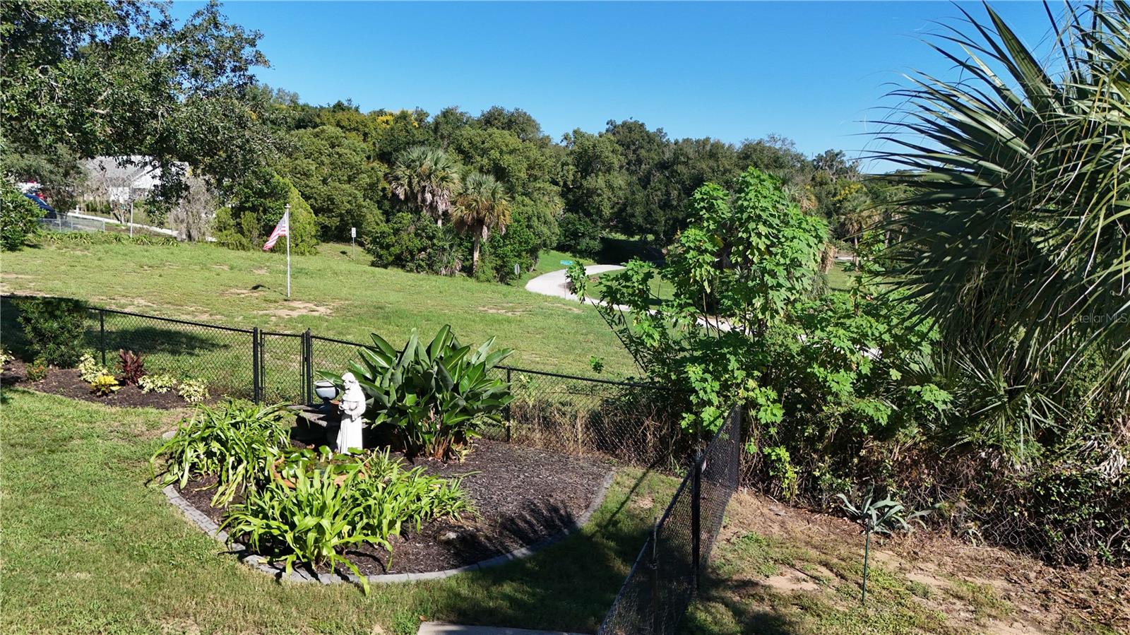 555 AMBASSADOR AVENUE, Eustis, FL 32726