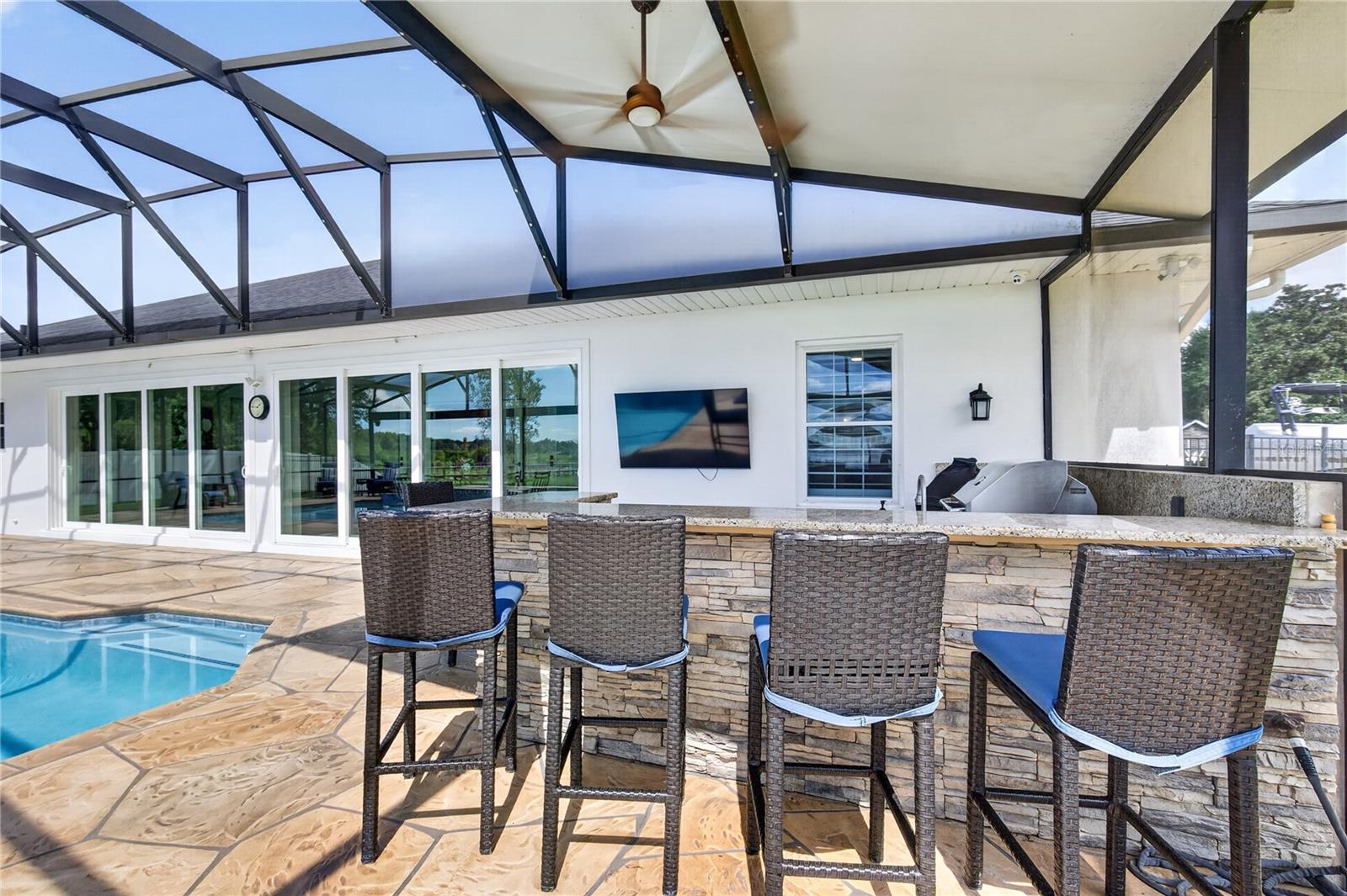 34449 PARKVIEW AVENUE, Eustis, FL 32736