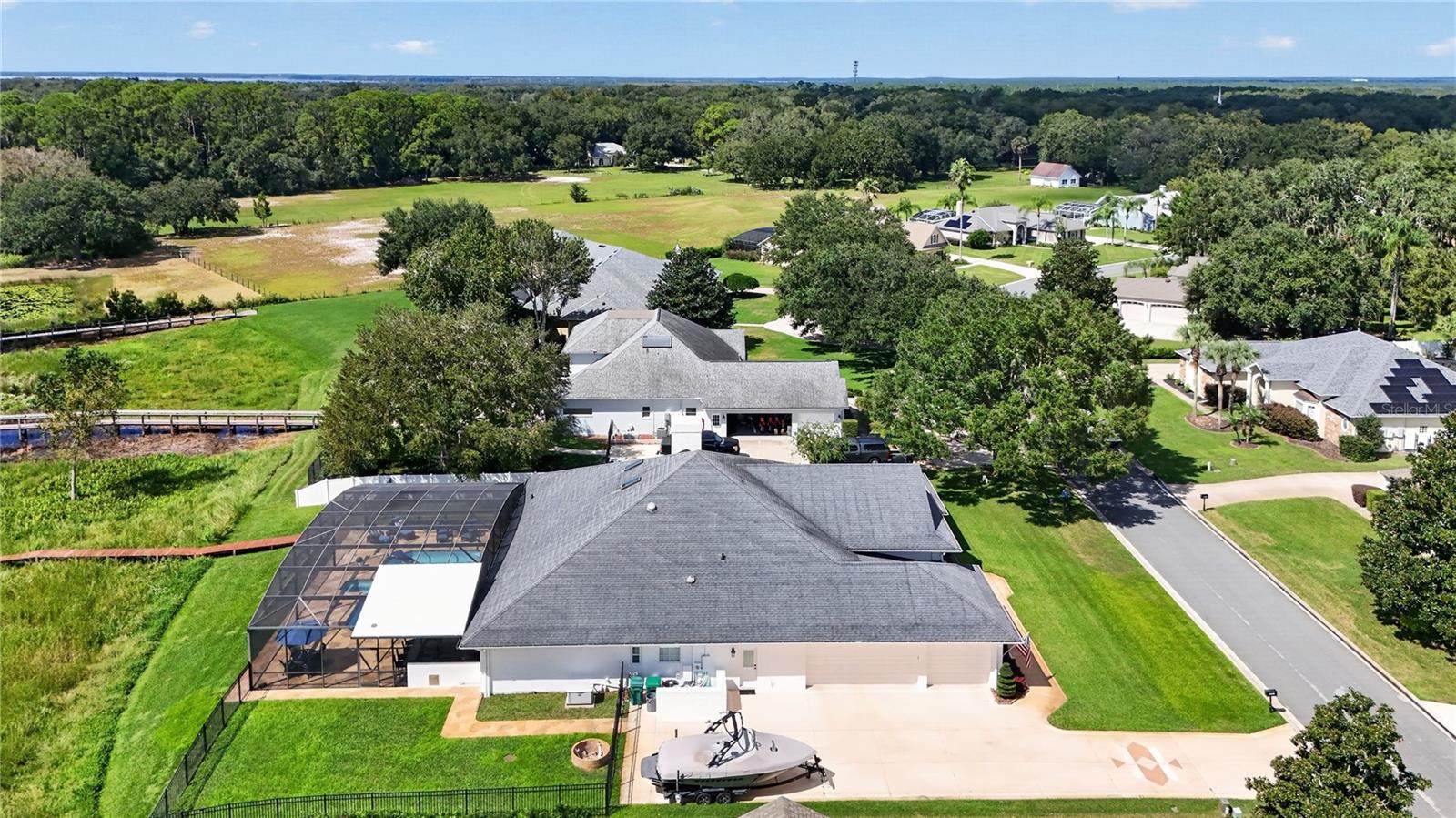 34449 PARKVIEW AVENUE, Eustis, FL 32736