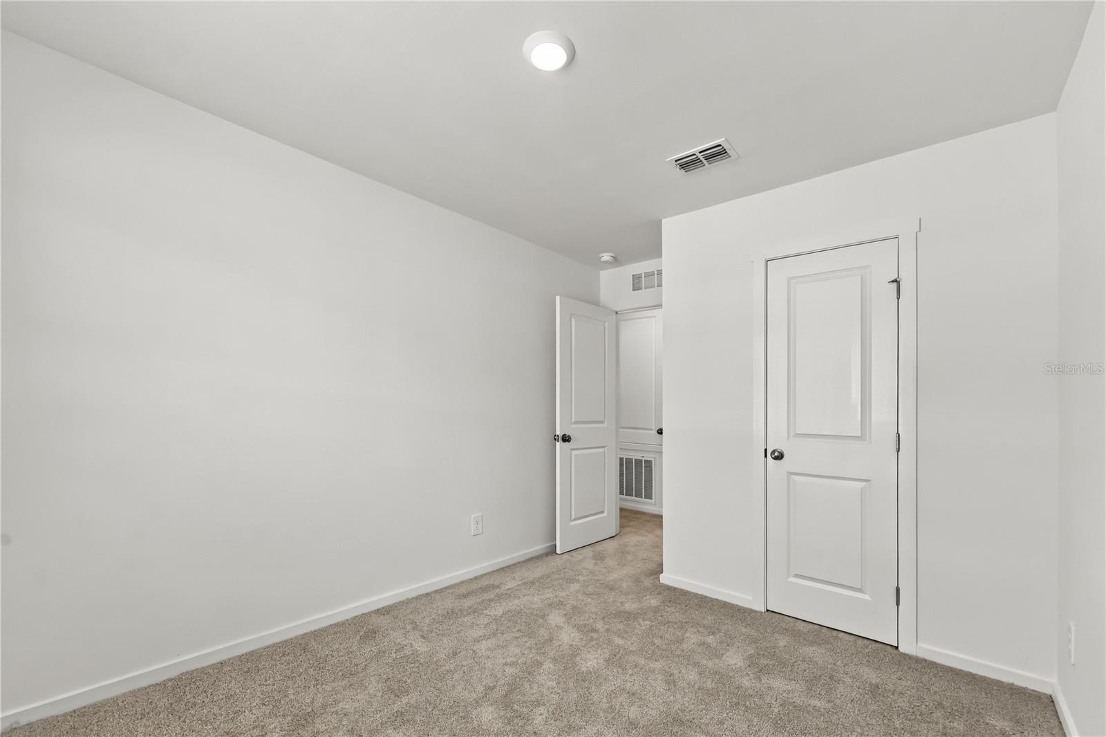 1048 TWINS STREET, Davenport, FL 33837