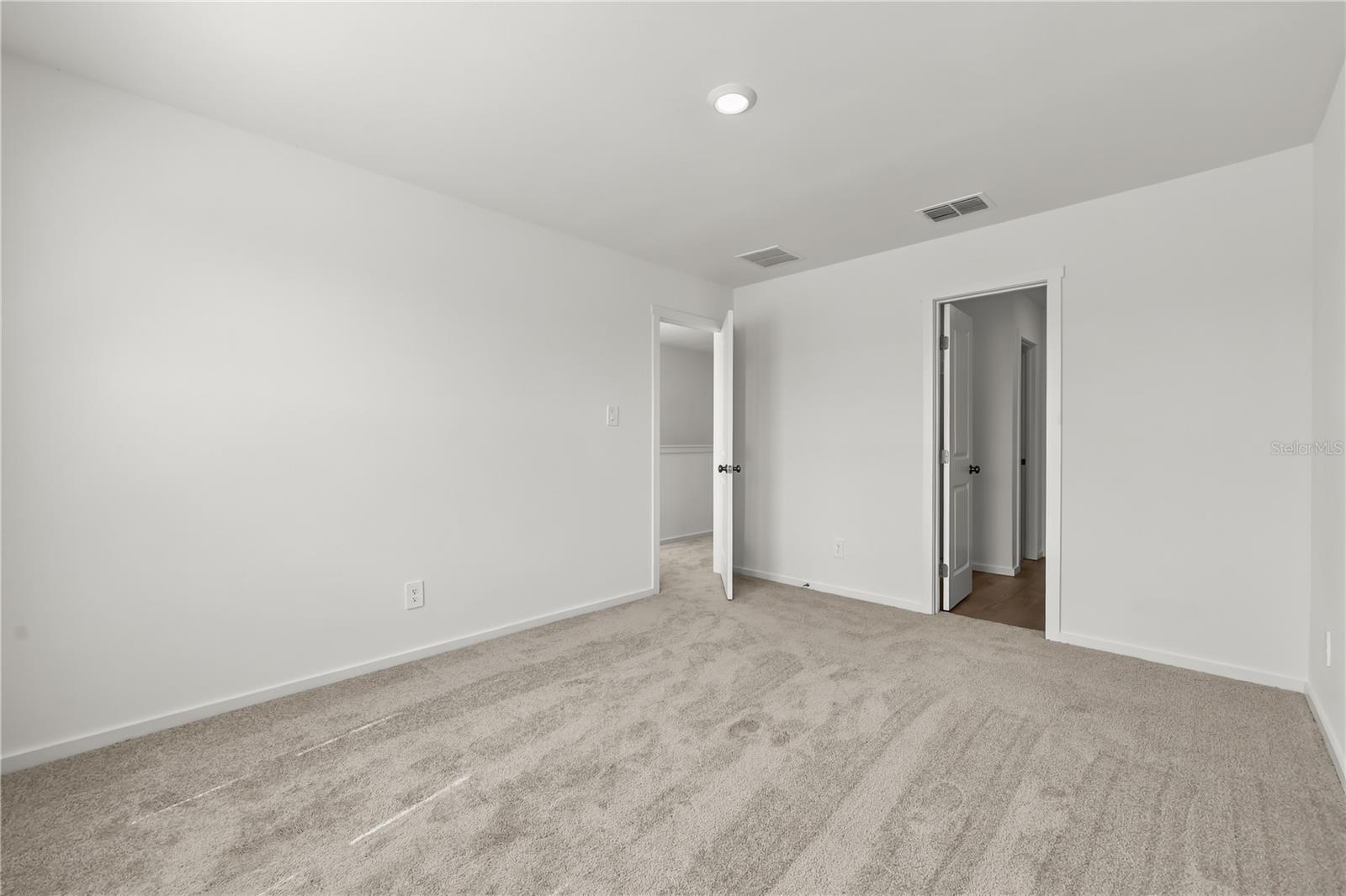 1048 TWINS STREET, Davenport, FL 33837