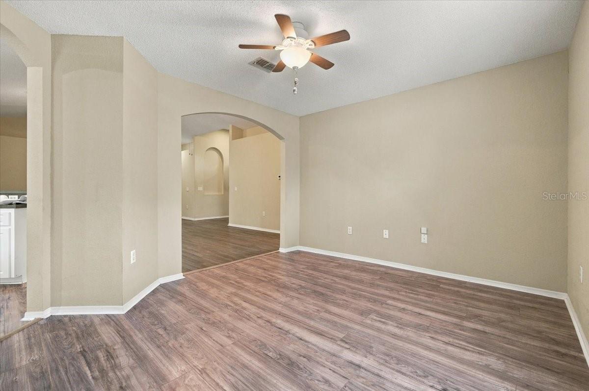 593 TERRANOVA CIRCLE, Winter Haven, FL 33884