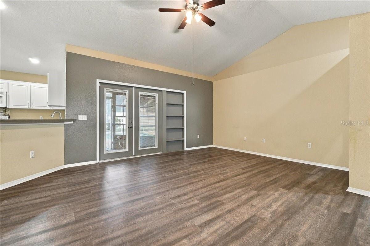 593 TERRANOVA CIRCLE, Winter Haven, FL 33884