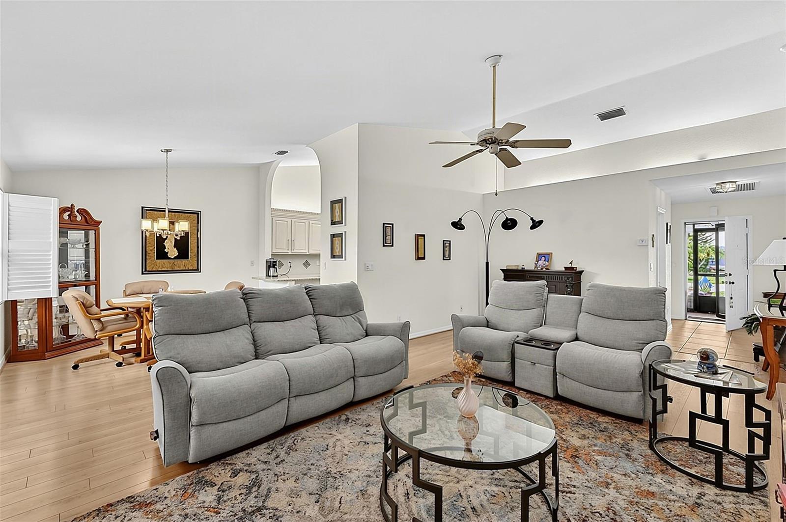 1717 W ORANGEWOOD LANE, #4, Avon Park, FL 33825