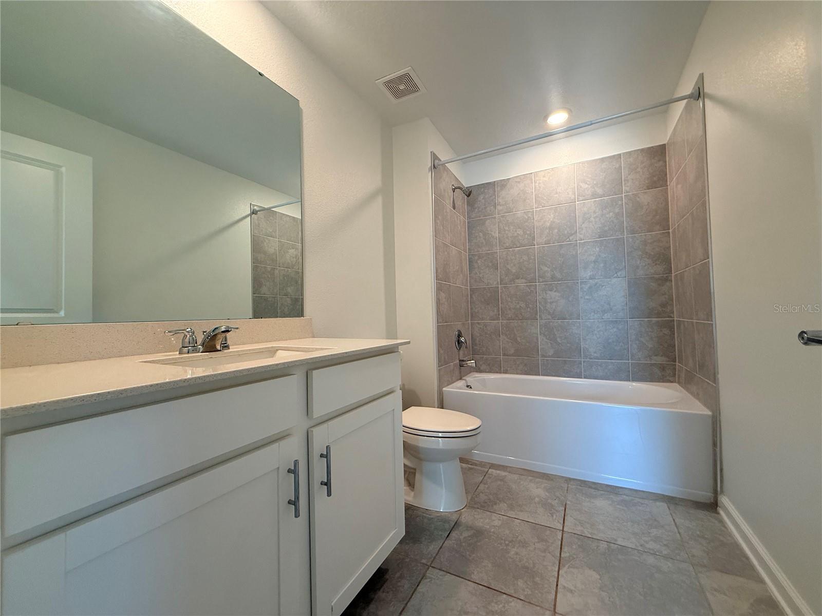 1945 HEART LAKE DRIVE, Groveland, FL 34736