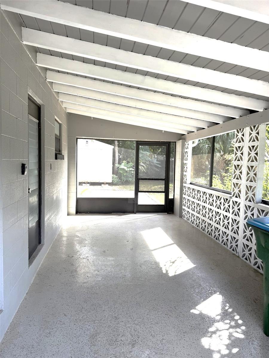 681 N WELLINGTON DRIVE, Deltona, FL 32725