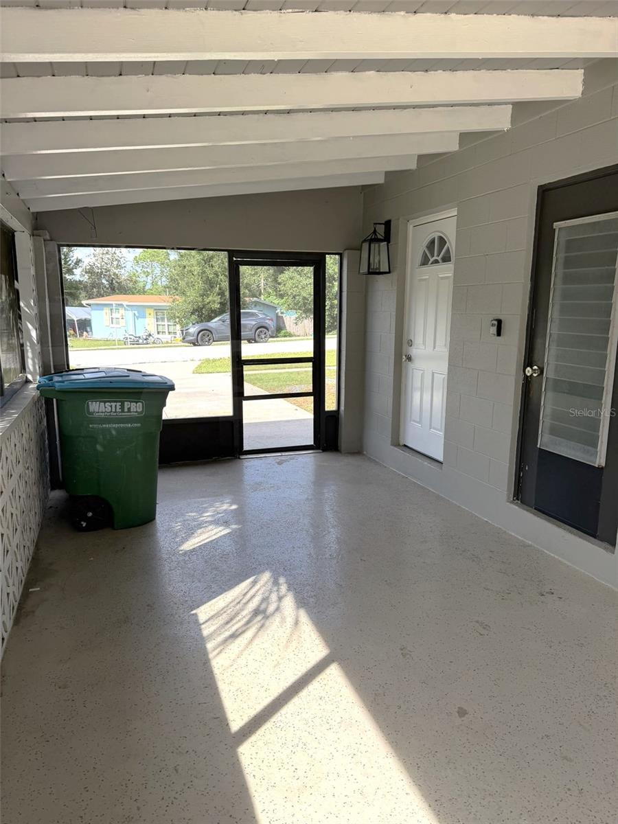 681 N WELLINGTON DRIVE, Deltona, FL 32725