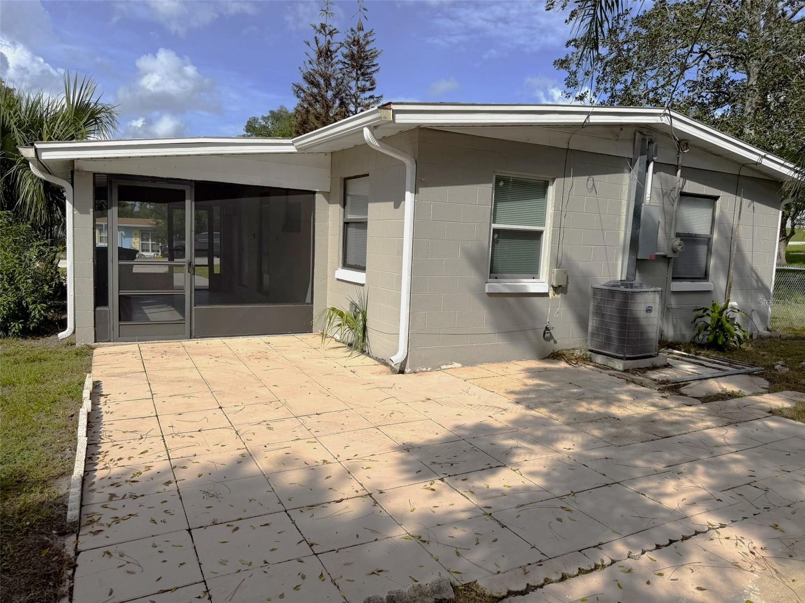 681 N WELLINGTON DRIVE, Deltona, FL 32725