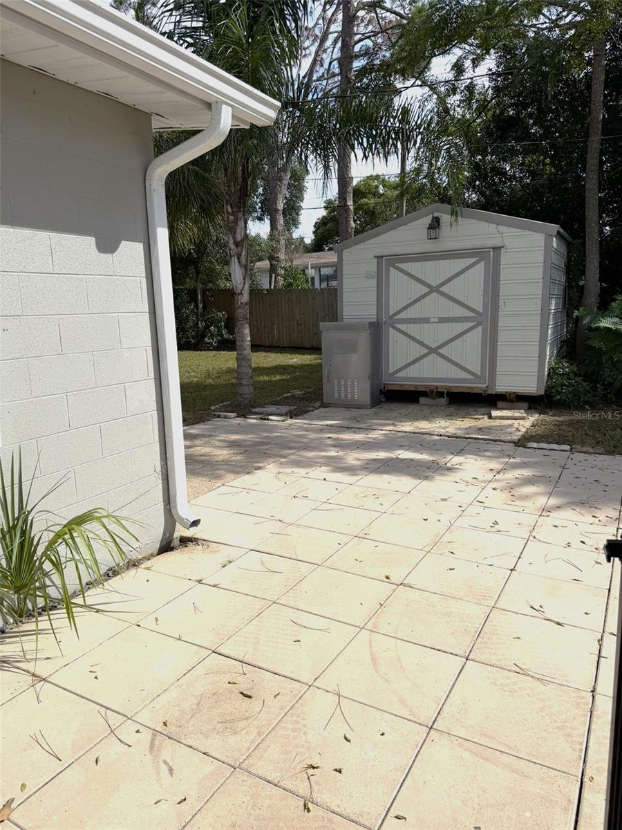 681 N WELLINGTON DRIVE, Deltona, FL 32725