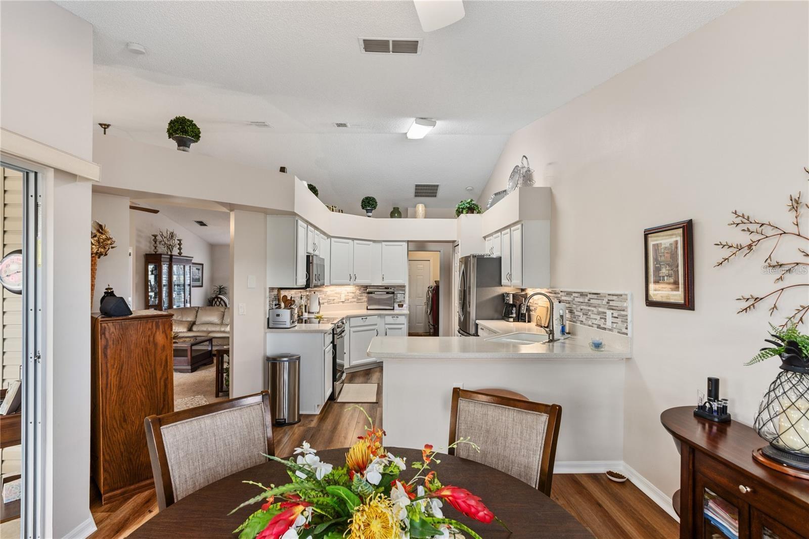 Breakfast Nook/Kitchen