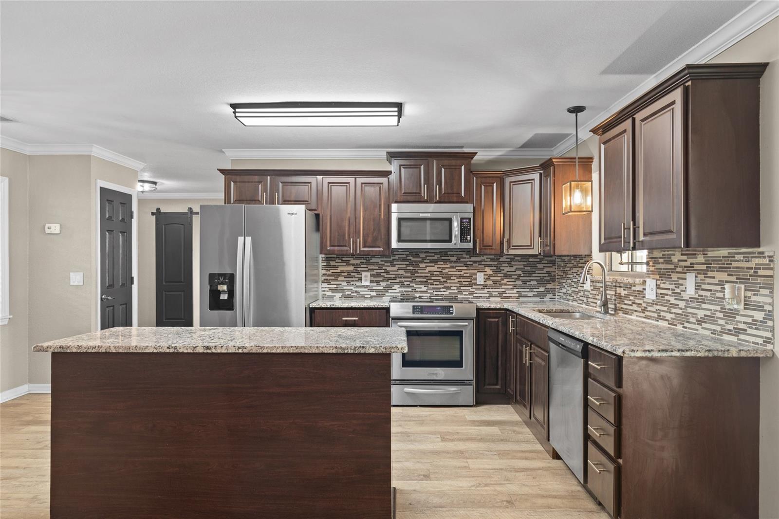 207 ROYAL OAKS CIRCLE, Longwood, FL 32779