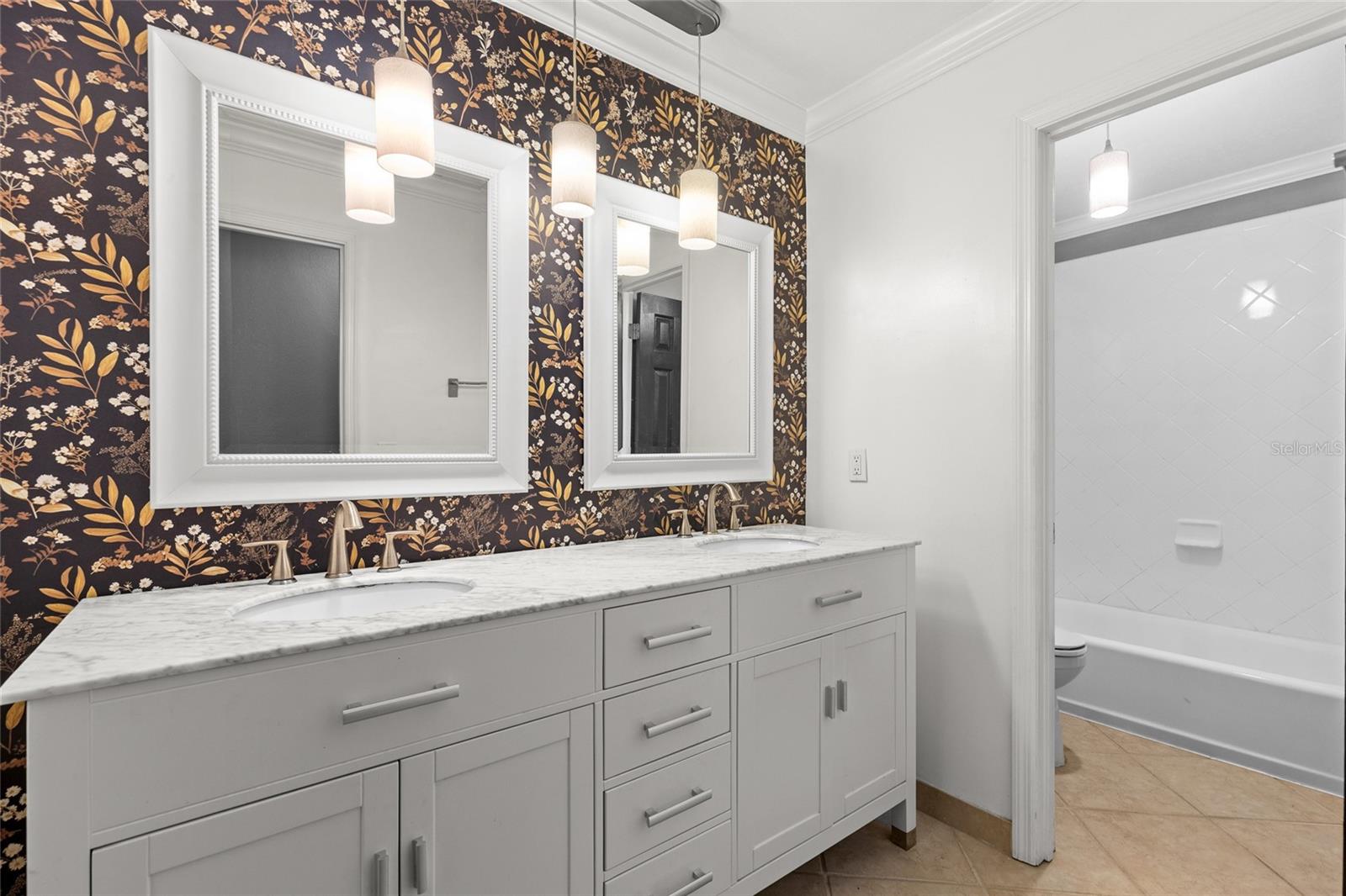 207 ROYAL OAKS CIRCLE, Longwood, FL 32779