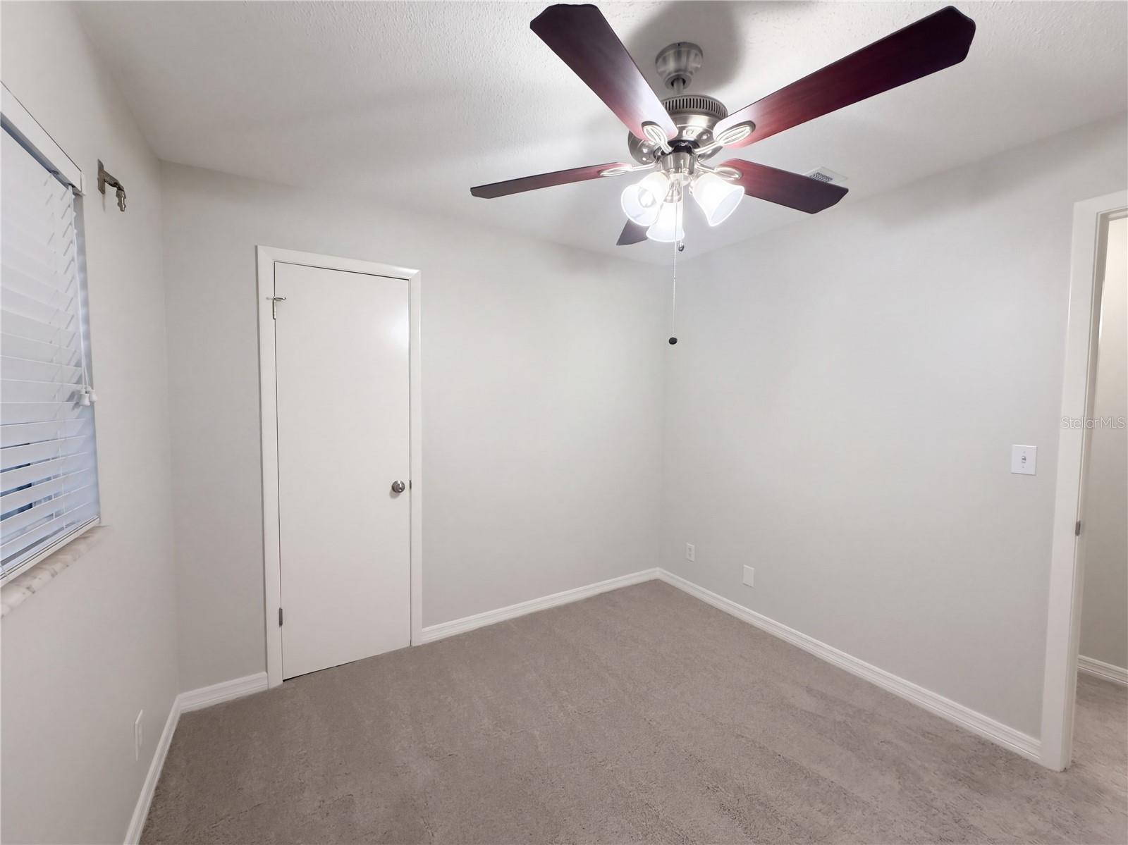 400 HOLLY STREET, South Daytona, FL 32119