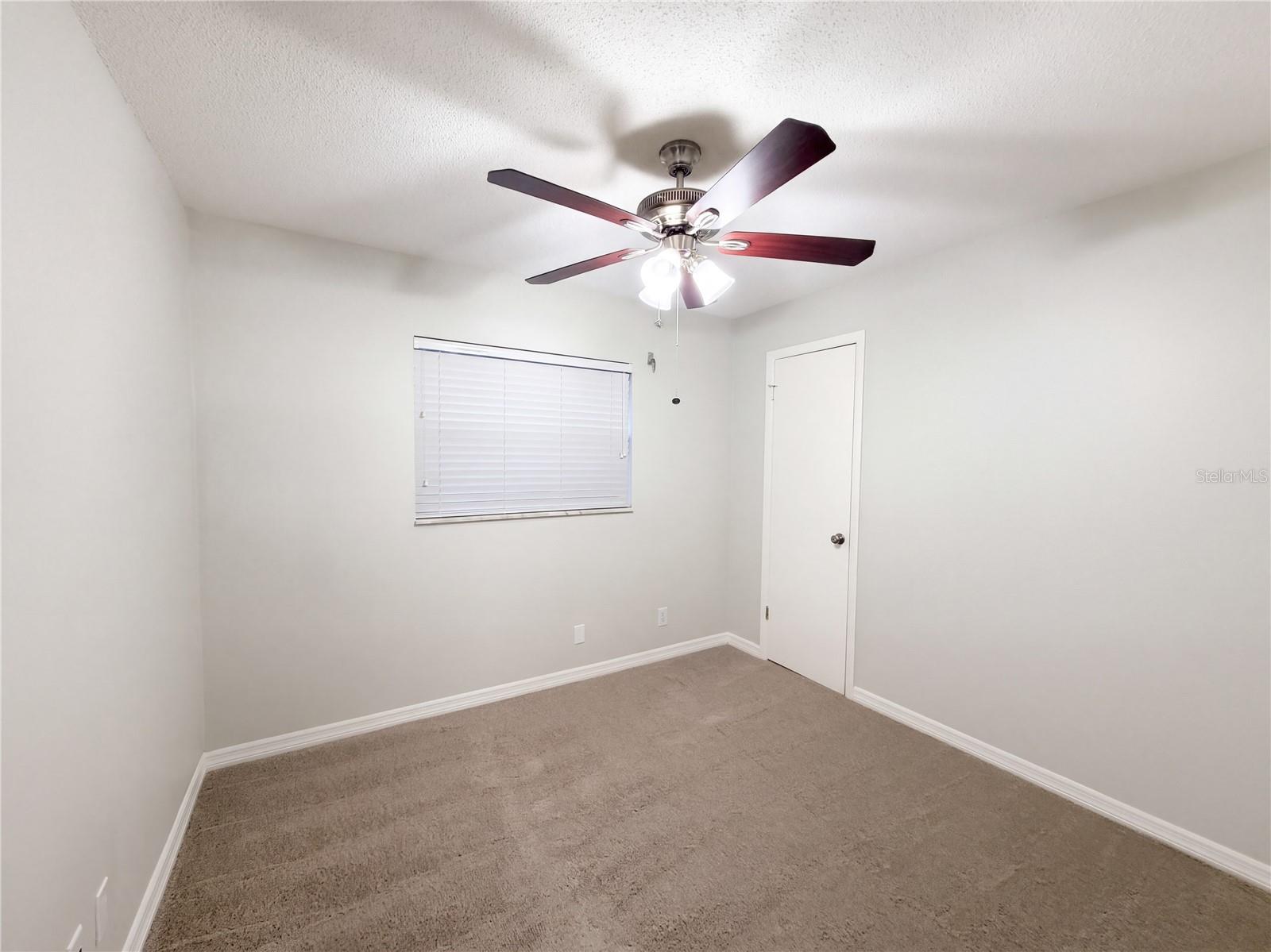 400 HOLLY STREET, South Daytona, FL 32119