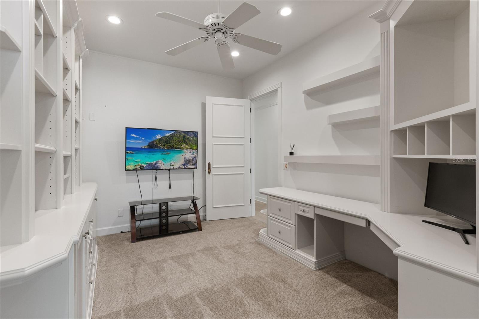 6091 LINNEAL BEACH DRIVE, Apopka, FL 32703