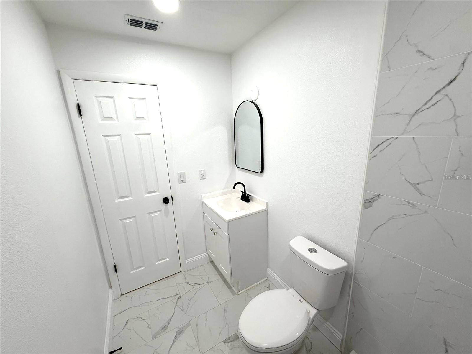 432 N JOHN STREET, Orlando, FL 32835